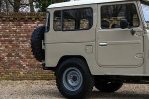 Image 24/50 of Toyota Land Cruiser BJ 40 (1980)