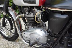 Image 30/38 of Triumph DUMMY (1968)