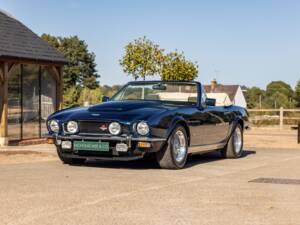 Image 18/57 de Aston Martin V8 Vantage Volante (1989)