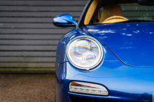 Bild 14/51 von Porsche 911 Carrera 4 GTS (2011)