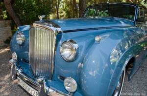 Image 24/46 of Bentley S 2 (1961)