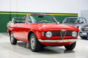 Image 1/58 of Alfa Romeo Giulia 1600 GTC (1965)