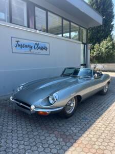 Afbeelding 3/32 van Jaguar E-Type (1969)