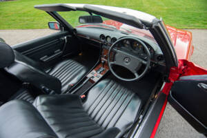 Image 11/29 of Mercedes-Benz 500 SL (1989)