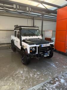 Afbeelding 33/73 van Land Rover Defender 110 (2005)