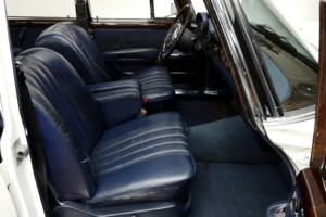 Image 16/24 of Mercedes-Benz 600 (1971)