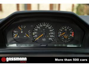 Image 13/15 of Mercedes-Benz 300 CE-24 (1991)