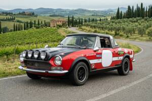 Imagen 1/50 de FIAT 124 Sport Coupe (1974)