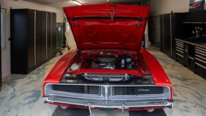 Image 15/24 of Dodge Charger R/T (1969)