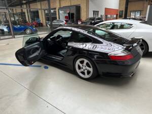 Image 4/17 of Porsche 911 Turbo (2002)