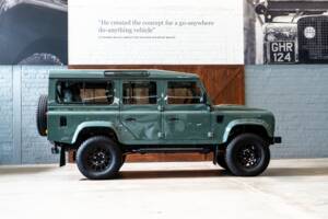 Image 4/24 of Land Rover Defender 110 (2013)