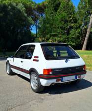 Imagen 2/14 de Peugeot 205 GTi 1.9 (1989)