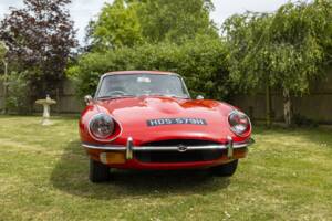 Image 16/20 de Jaguar E-Type (1969)