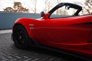 Image 44/50 of Lotus Elise Cup 250 (2017)