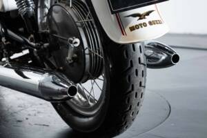 Immagine 27/30 di Moto Guzzi V 7 (1967)