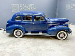 Image 2/20 of Chevrolet Master (1939)