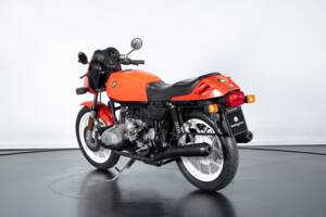 Image 2/37 of BMW R 65 (1983)