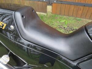 Image 18/44 of Norton F1 (1990)