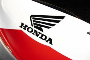 Image 36/41 de Honda DUMMY (1999)