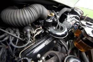 Image 41/50 of Bentley S 2 (1960)