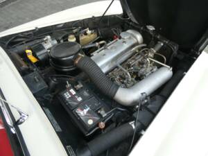 Image 20/27 of Mercedes-Benz 190 SL (1961)