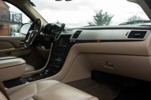 Afbeelding 36/50 van Cadillac Escalade EXT (2010)