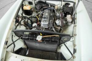 Bild 37/50 von MG MGB (1975)