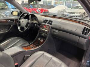 Imagen 14/16 de Mercedes-Benz CLK 430 (1999)