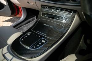 Image 28/45 de Mercedes-Benz AMG E 63 S 4MATIC+ T (2021)