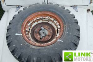 Bild 8/10 von Land Rover 88 (1984)