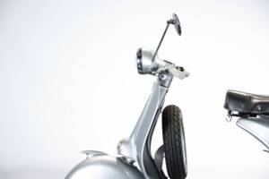Image 19/45 of Piaggio Vespa 150 (1958)