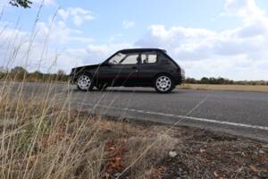 Obraz 39/56 pojazdu Peugeot 205 GTi 1.9 (1991)