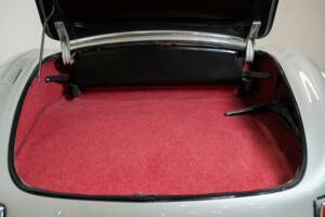 Image 36/50 of Mercedes-Benz 300 SL Roadster (1958)