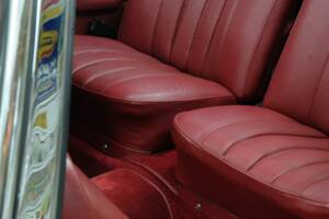 Image 34/50 of Mercedes-Benz 220 SE b (1963)