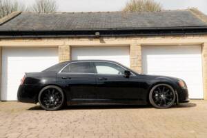 Imagen 9/50 de Chrysler 300 SRT8 (2013)