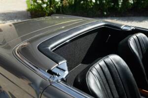 Image 20/50 de Mercedes-Benz 280 SL (1969)