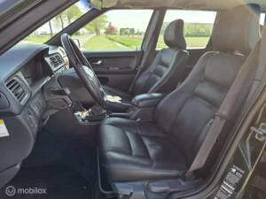 Image 15/37 of Volvo V 70 2.4 (2000)