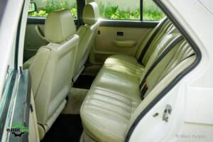 Image 20/51 of BMW M 535i (1985)