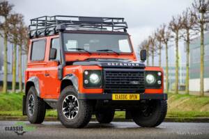 Image 14/41 of Land Rover Defender (2016)