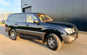 Image 11/32 of Lexus LX 470 (2003)