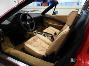 Afbeelding 3/10 van Ferrari 308 GTSi Quattrovalvole (1984)