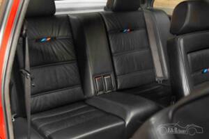 Image 12/19 of BMW M3 (1989)