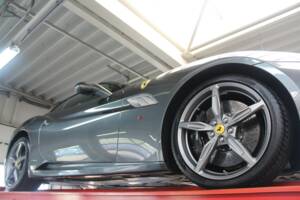 Bild 7/50 von Ferrari California (2010)