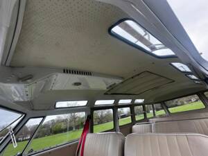 Image 31/60 of Volkswagen T2c Combi (1969)