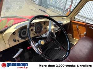 Image 10/15 of Ford FK 2500 (1960)