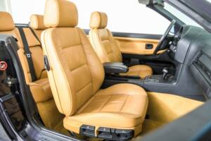 Bild 21/50 von BMW 318i (1996)
