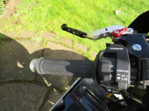 Afbeelding 11/41 van Honda VFR 400R (1992)