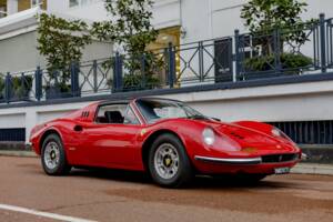 Image 24/30 of Ferrari Dino 246 GTS (1973)