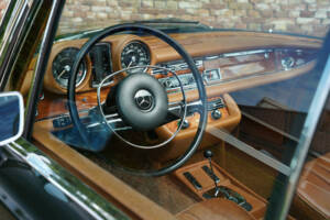 Bild 47/50 von Mercedes-Benz 280 SE 3,5 (1971)