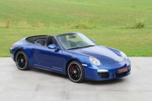 Bild 1/50 von Porsche 911 Carrera 4 GTS (2011)